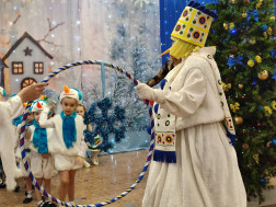 Новогодний утренник №7.