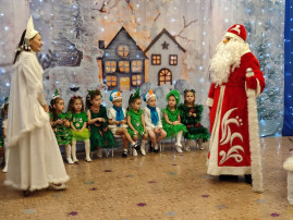 Новогодний утренник №2.